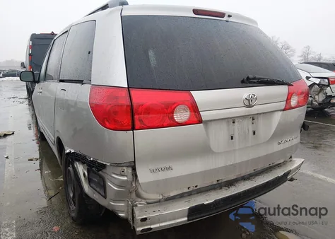 2009 Toyota Sienna Le z USA, uszkodzony, nr VIN 5TDZK23C09S285800